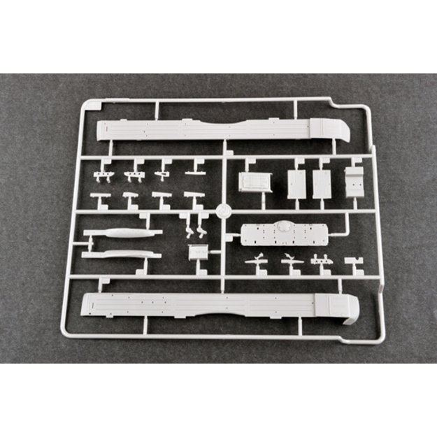 Trumpeter TR09510 - T-72B3M MBT, 1/35 8