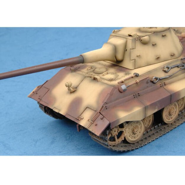 Trumpeter TR01536 -  German E-50 (50-75 tons)/Standardpanzer, 1/35 7