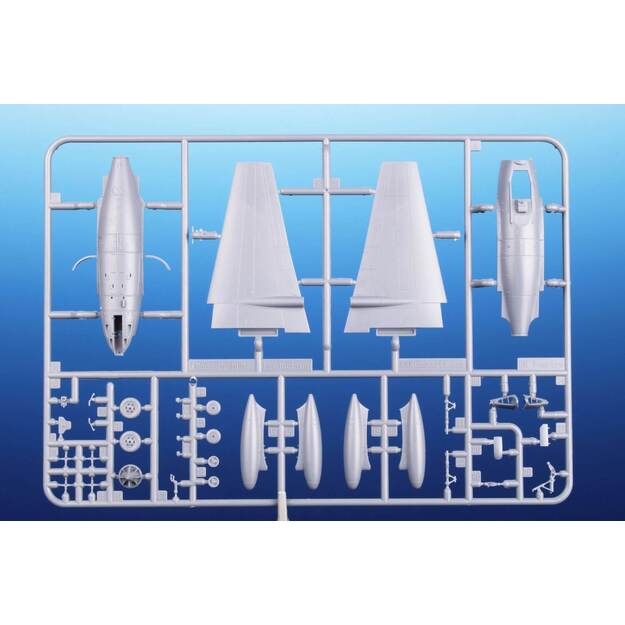 Special Hobby SH72281 - DH100 Vampire FB Mk,52 Over Northern Sky, 1/72