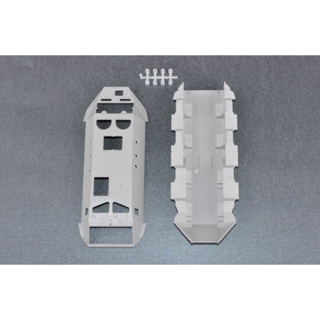 Trumpeter TR01543 - BTR-60PA, 1/35 4