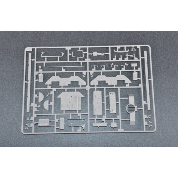Trumpeter TR01543 - BTR-60PA, 1/35 10