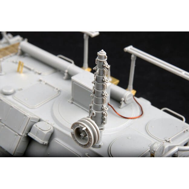 Trumpeter TR01576 - BTR-60P BTR-60PU, 1/35 1