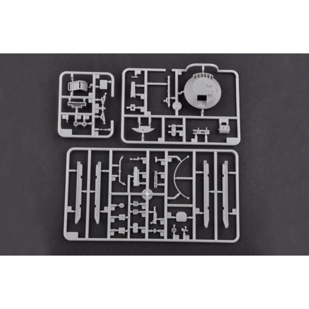 Trumpeter TR01594 - BTR-80 APC, 1/35 8