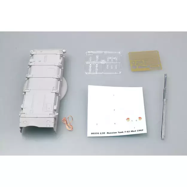 Trumpeter TR00376 - T-62 Main Battle Tank Mod.1962, 1/35 4