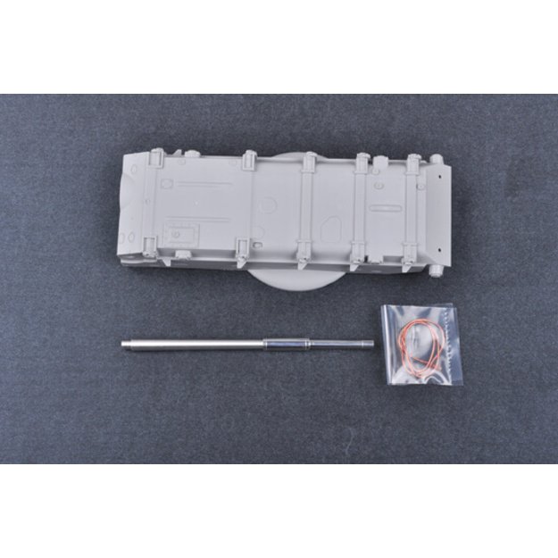Trumpeter TR01551 - T-62 Mod.1975 (Mod.1962+KTD2), 1/35 5