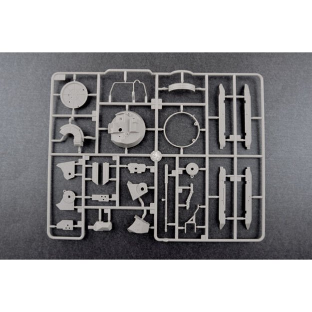 Trumpeter TR01595 - BTR-80A APC, 1/35 4
